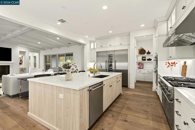 100 Tobiano Court, Danville, CA 94506