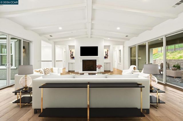 100 Tobiano Court, Danville, CA 94506