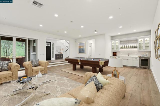 100 Tobiano Court, Danville, CA 94506