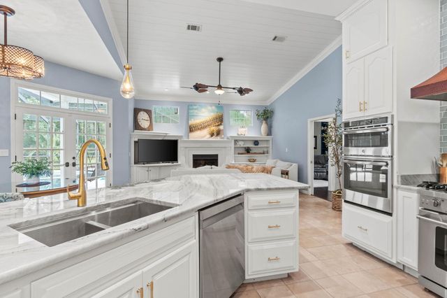 4546 Nancy Ward Lane, Niceville, FL 32578