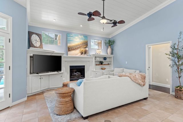 4546 Nancy Ward Lane, Niceville, FL 32578