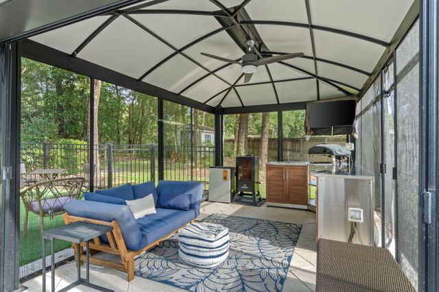 4546 Nancy Ward Lane, Niceville, FL 32578