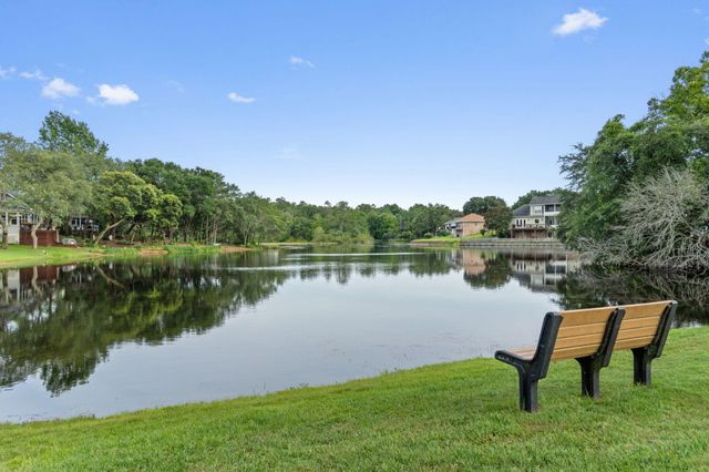 4546 Nancy Ward Lane, Niceville, FL 32578