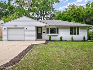 114 S Linden Avenue, Palatine, IL 60074