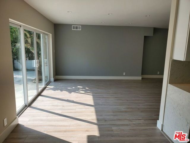 1117 S Bedford Street 102, Los Angeles, CA 90035