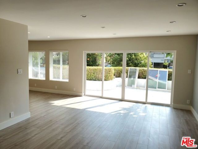 1117 S Bedford Street 102, Los Angeles, CA 90035