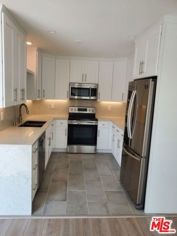 1117 S Bedford Street 102, Los Angeles, CA 90035