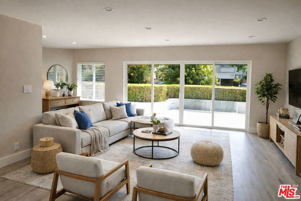 1117 S Bedford Street 102, Los Angeles, CA 90035