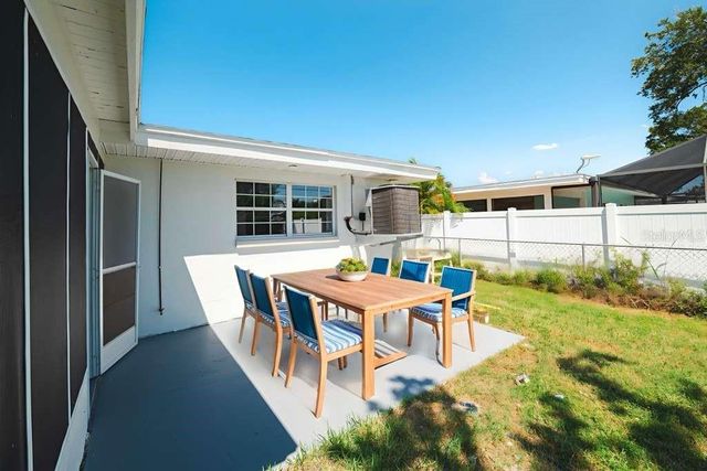 2491 CORONADO WAY, Dunedin, FL 34698