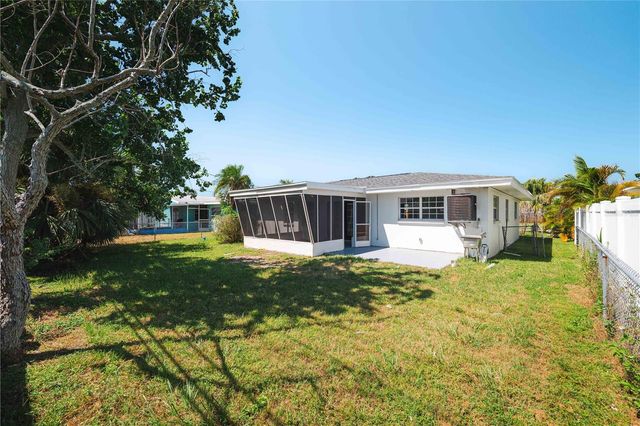 2491 CORONADO WAY, Dunedin, FL 34698