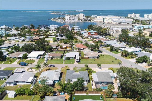 2491 CORONADO WAY, Dunedin, FL 34698