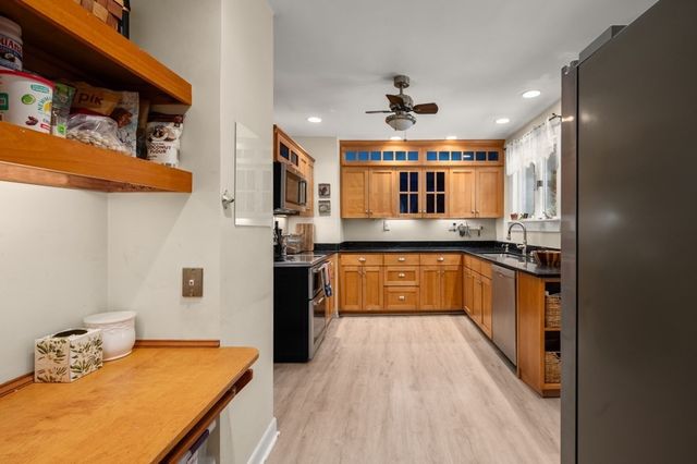 367 Linebrook Rd, Ipswich, MA 01938