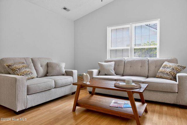 124 NE 34th Street, Oak Island, NC 28465