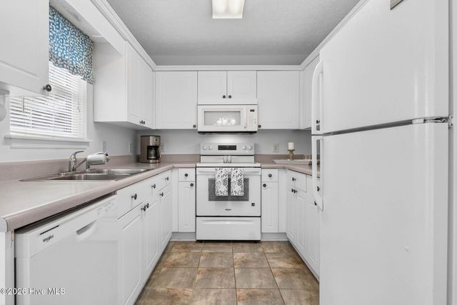 124 NE 34th Street, Oak Island, NC 28465