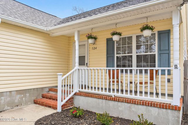 124 NE 34th Street, Oak Island, NC 28465