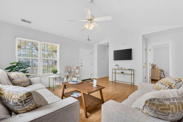 124 NE 34th Street, Oak Island, NC 28465