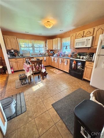 6939 State Route 90 North, Aurelius, NY 13034