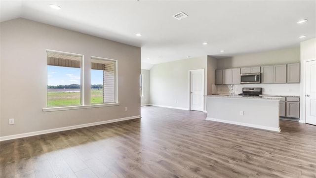296 Pipers Lane, Sulphur, LA 70665