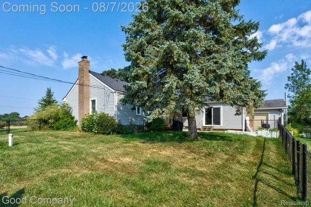 62060 Indian Trail, Ray Township, MI 48096