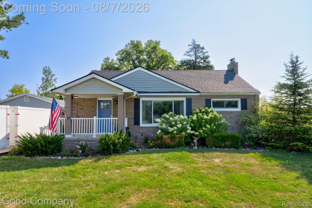 62060 Indian Trail, Ray Township, MI 48096