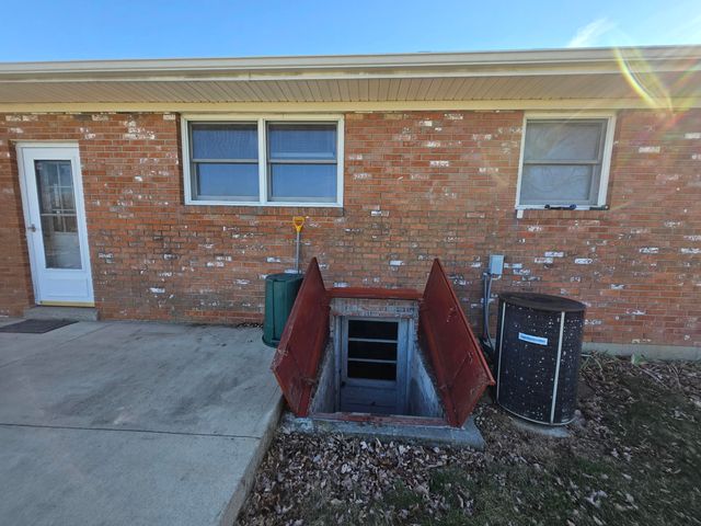 342 Pleasant Hill Drive, Harrodsburg, KY 40330