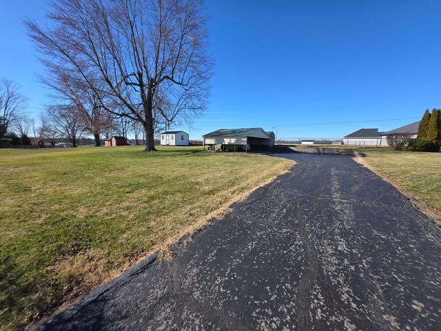 342 Pleasant Hill Drive, Harrodsburg, KY 40330