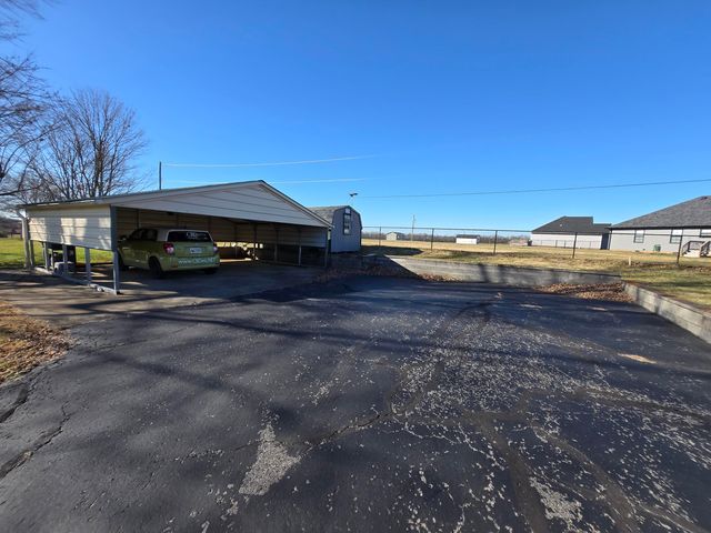 342 Pleasant Hill Drive, Harrodsburg, KY 40330