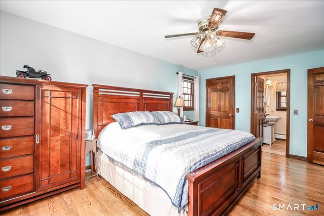 11 Willow Road, New Milford, CT 06776