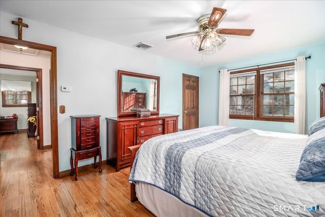 11 Willow Road, New Milford, CT 06776