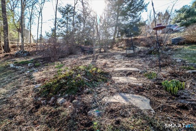 11 Willow Road, New Milford, CT 06776