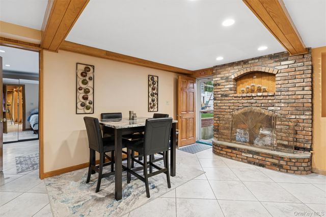 615 E State Street, Long Beach, NY 11561