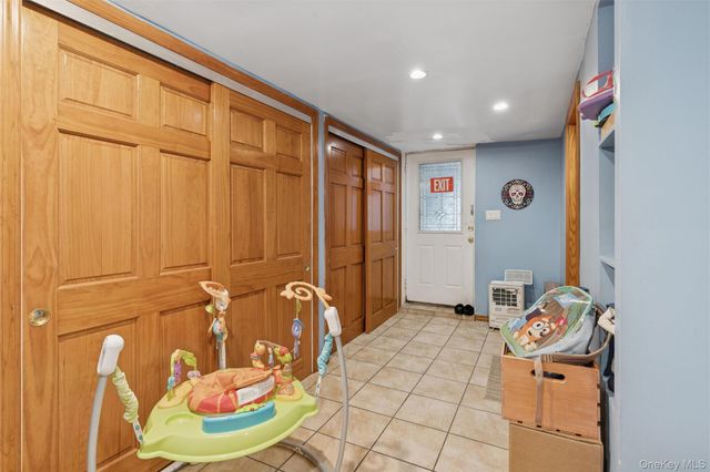 615 E State Street, Long Beach, NY 11561