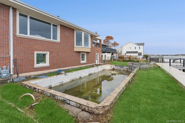 615 E State Street, Long Beach, NY 11561