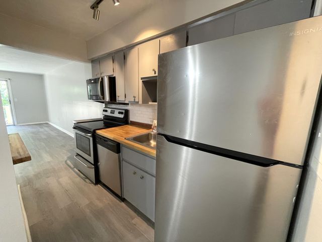 419 Ocean Avenue 405, Melbourne Beach, FL 32951