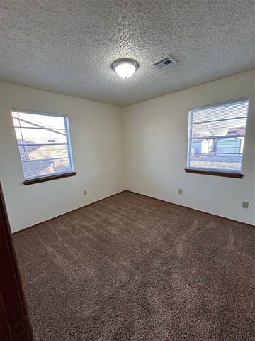 6120 SW Oakcliff Ave, Lawton, OK 73505