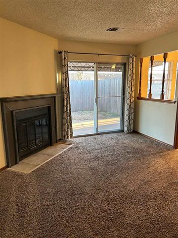 6120 SW Oakcliff Ave, Lawton, OK 73505
