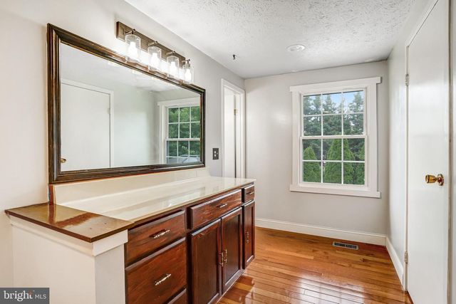 12306 STREAMVALE CIR, Herndon, VA 20170