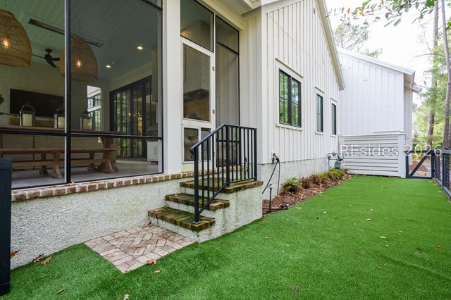 20 Anson Park Rd E, Bluffton, SC 29910