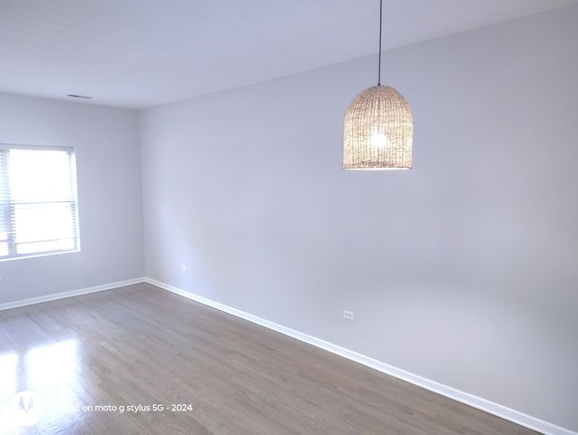 2367 E 70th Place 1A, Chicago, IL 60649