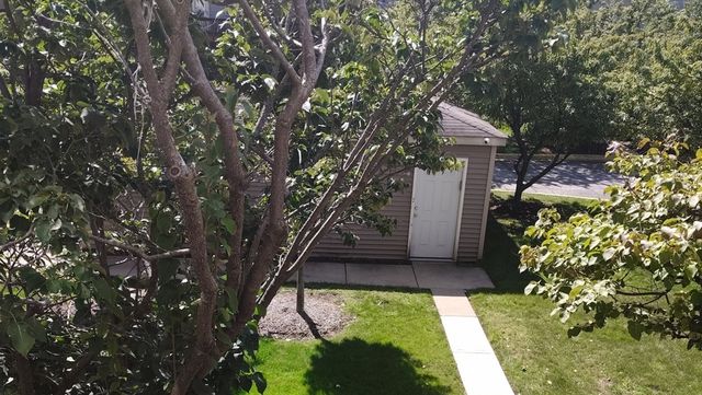 2367 E 70th Place 1A, Chicago, IL 60649