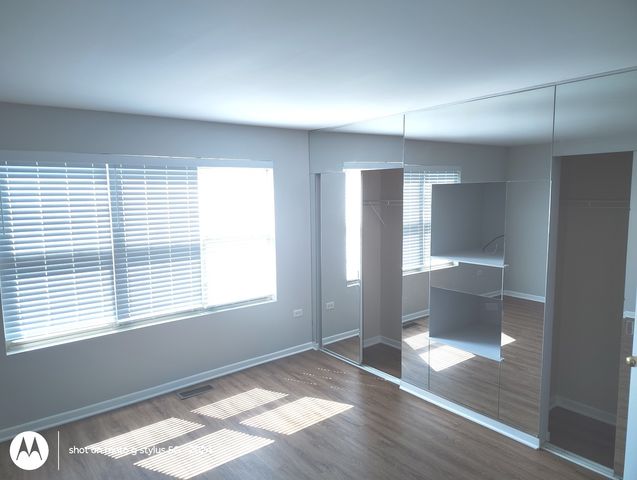 2367 E 70th Place 1A, Chicago, IL 60649