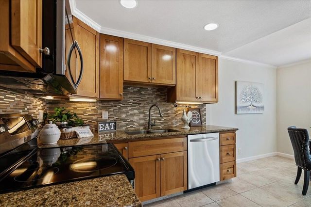 1431 Bel Air Dr D, Concord, CA 94521