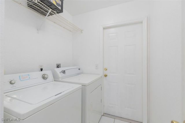 3418 SE 15th PL, Cape Coral, FL 33904