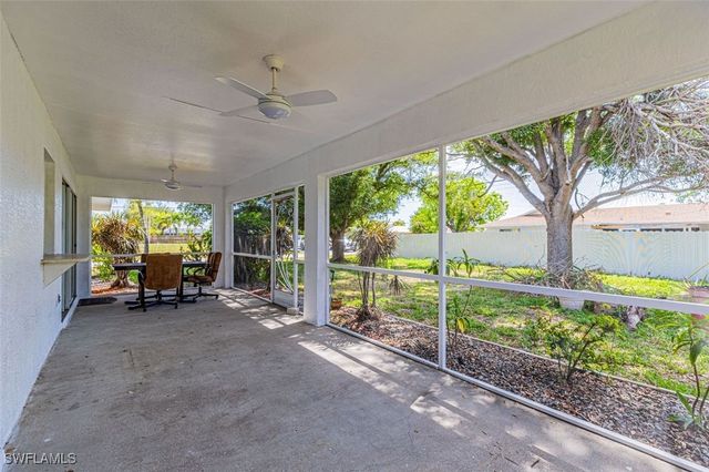 3418 SE 15th PL, Cape Coral, FL 33904