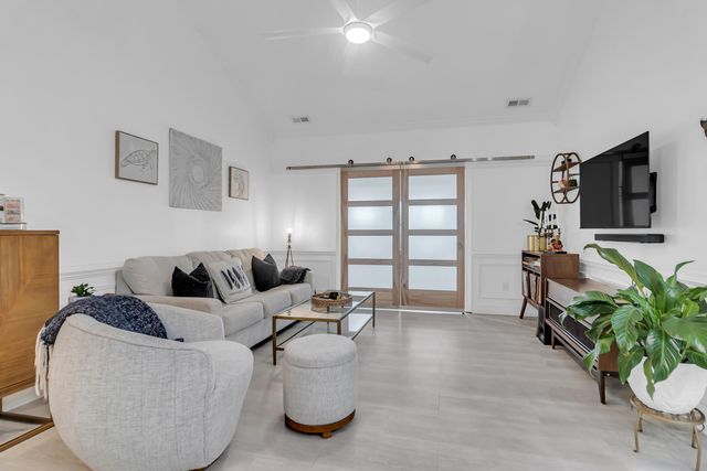 1984 Folly Road Apt B308, Charleston, SC 29412