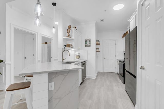 1984 Folly Road Apt B308, Charleston, SC 29412