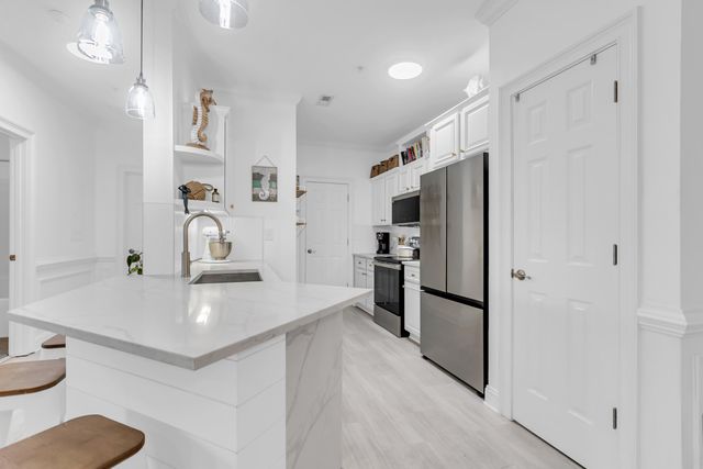 1984 Folly Road Apt B308, Charleston, SC 29412