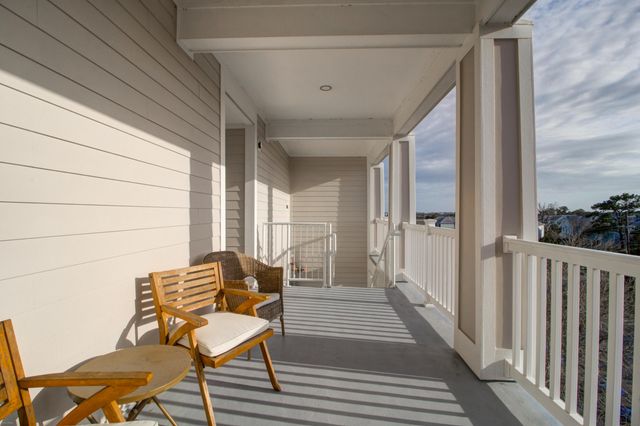 1984 Folly Road Apt B308, Charleston, SC 29412