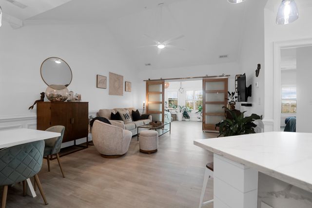 1984 Folly Road Apt B308, Charleston, SC 29412