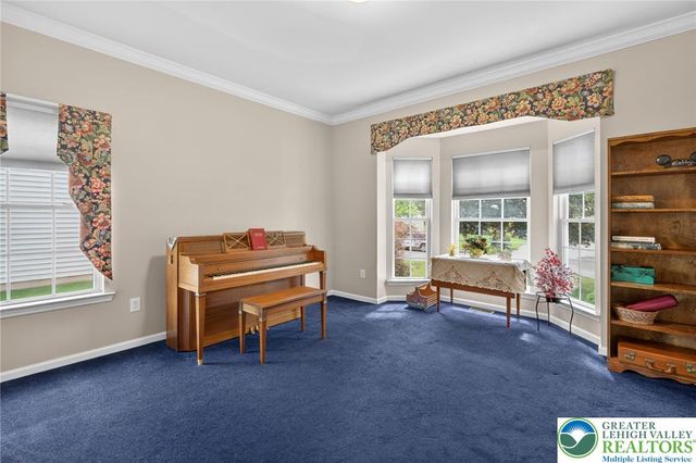 5016 Allen Drive, Hanover Twp, PA 18017